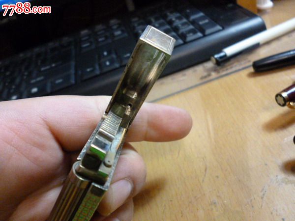 法国顶级——都彭打火机!编号4fk12j8!能打火!重128.8克