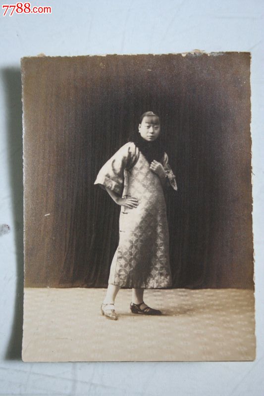民国少见孕妇照