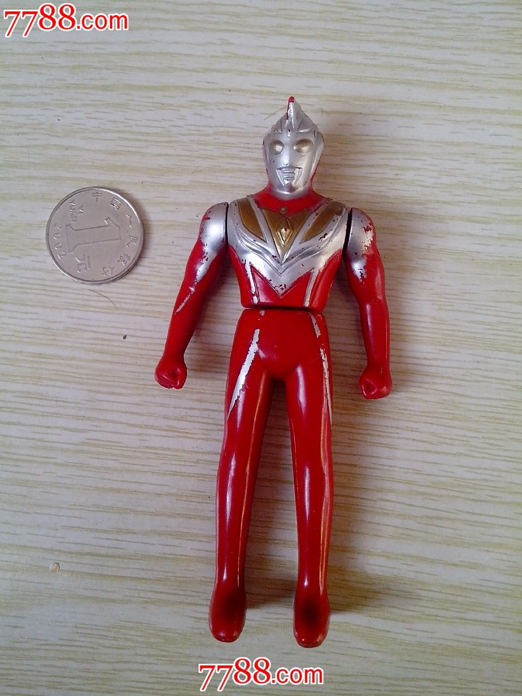 奥特曼人偶一个