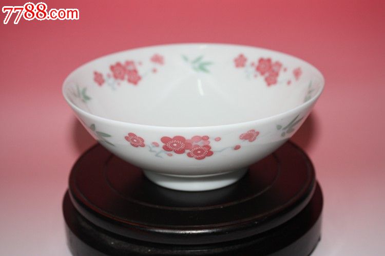 国家博物馆监制醴陵"红官窑"毛瓷—釉下五彩红梅竹花菜碗