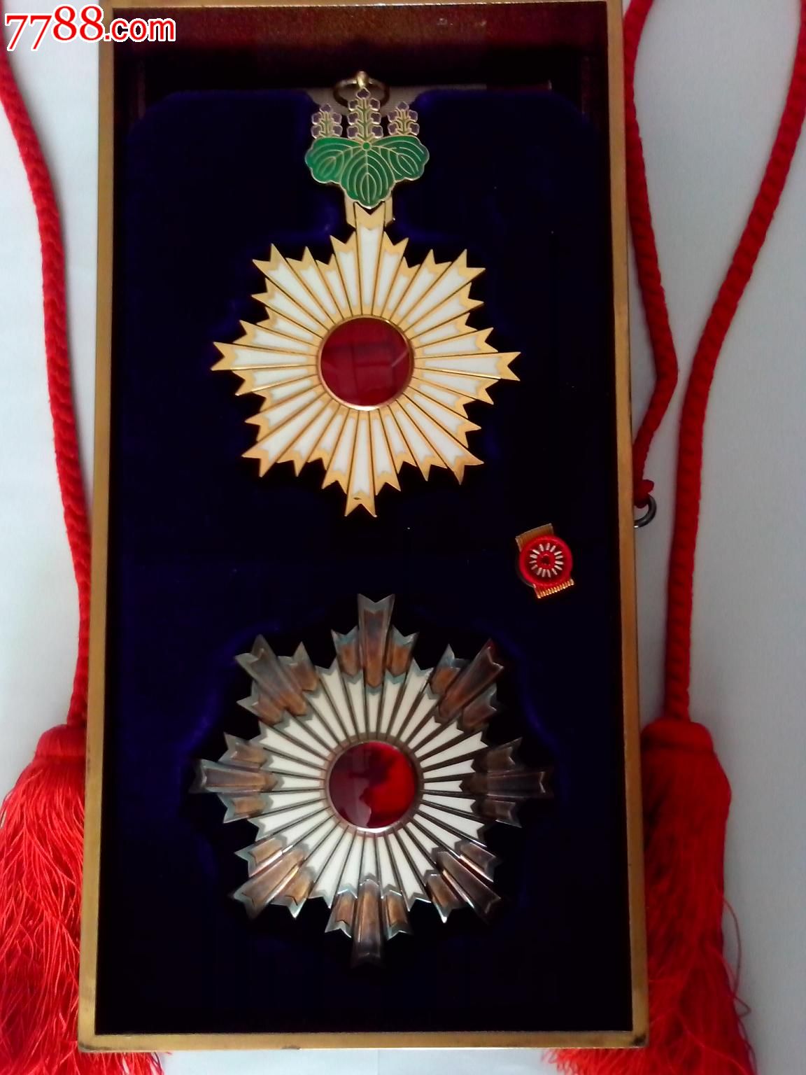 【罕有美品】日本勋章,全套原盒原略旭日章勋一等旭日大绶章(御赐版本