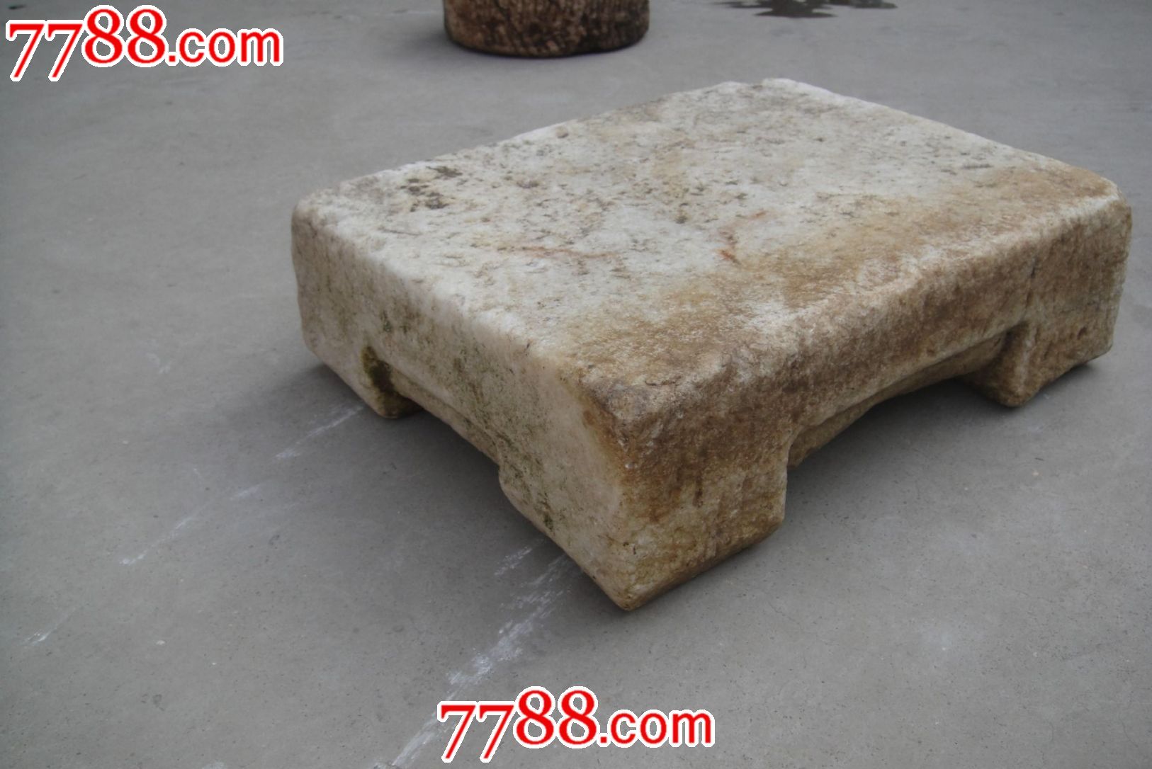 老石头底座