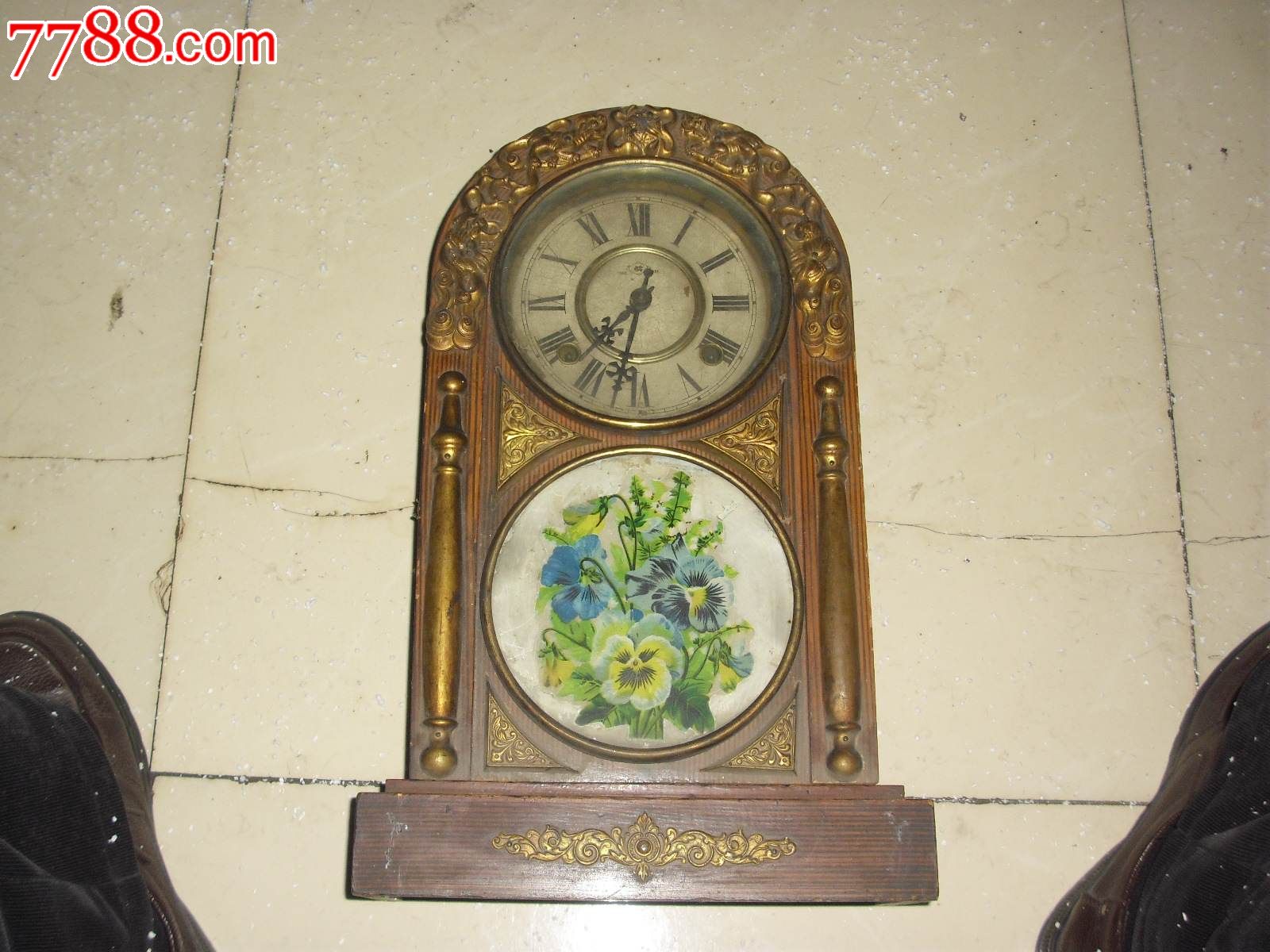 漂亮的老钟表
