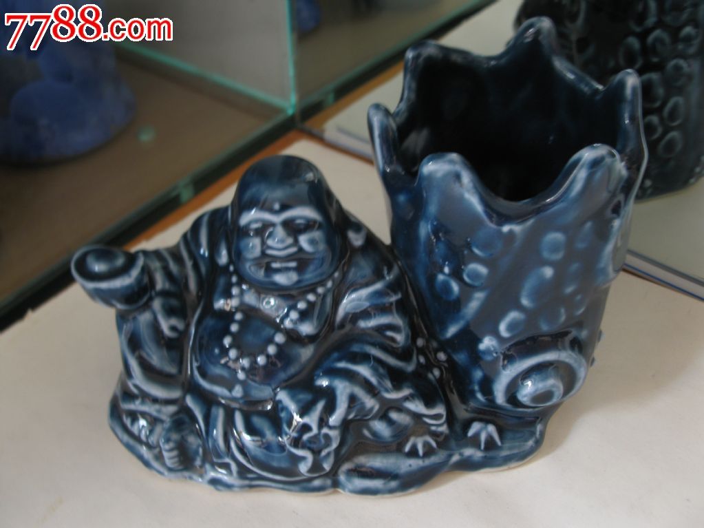 "文甫雅玩"底款,弥勒佛瓷雕笔筒——保真老