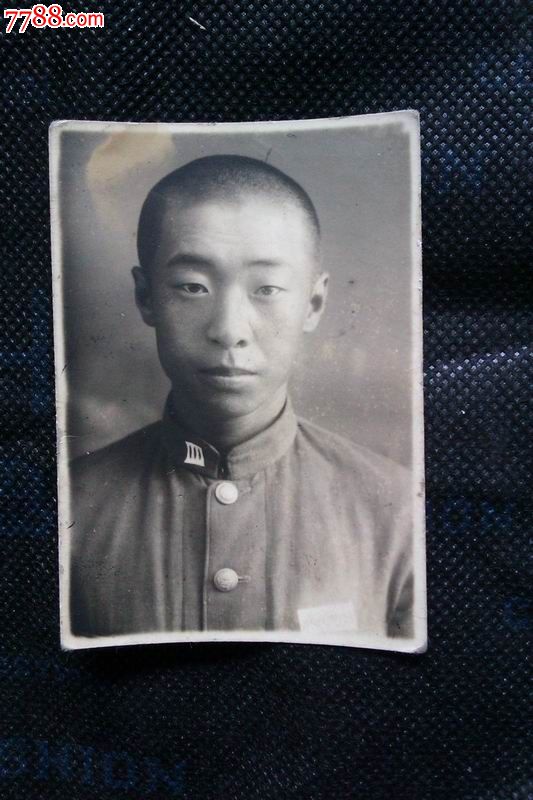 伪满时期日本军人照(单面领花,少见)