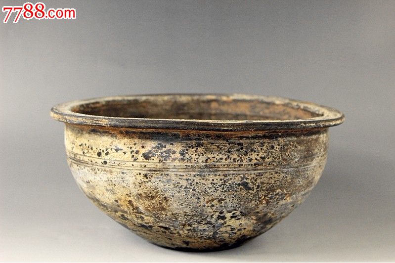 秦汉时期黑抛光陶盆