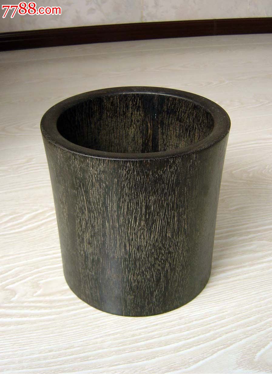 清代铁力木大笔筒.高:24.3厘米,口径:24厘米