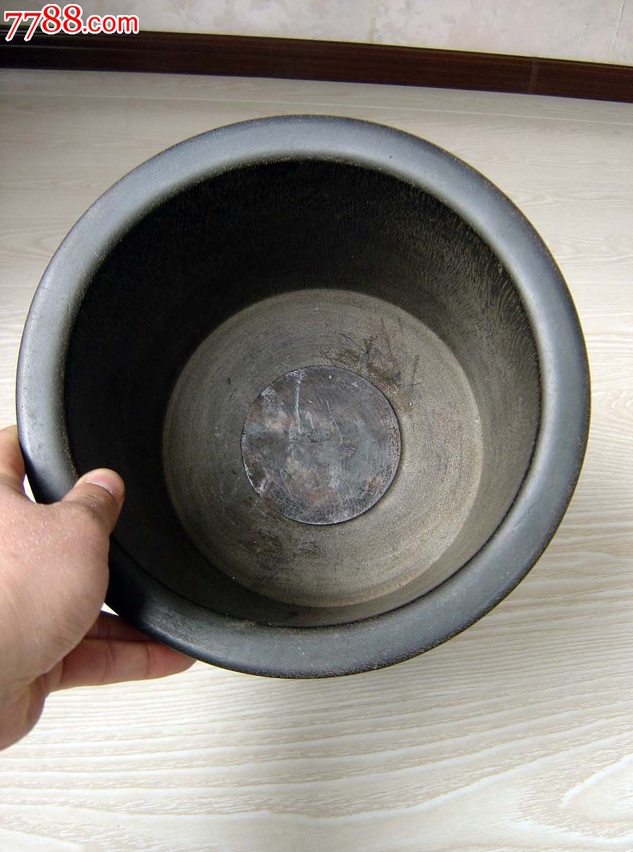 清代铁力木大笔筒.高:24.3厘米,口径:24厘米