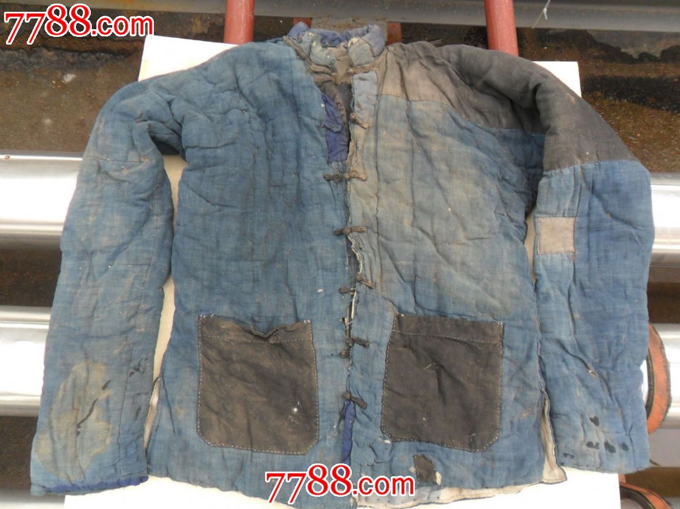 男性布纽扣老棉袄.