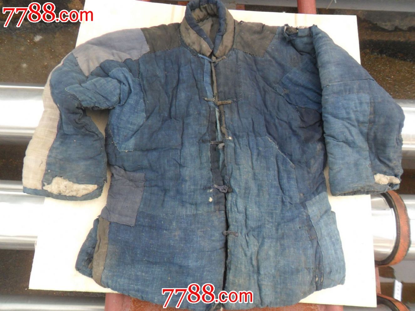 男性布纽扣老棉袄.
