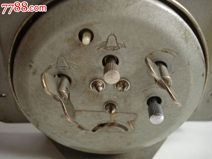 老闹钟老式机械闹钟天津五羊牌机械上发条闹钟金属外壳