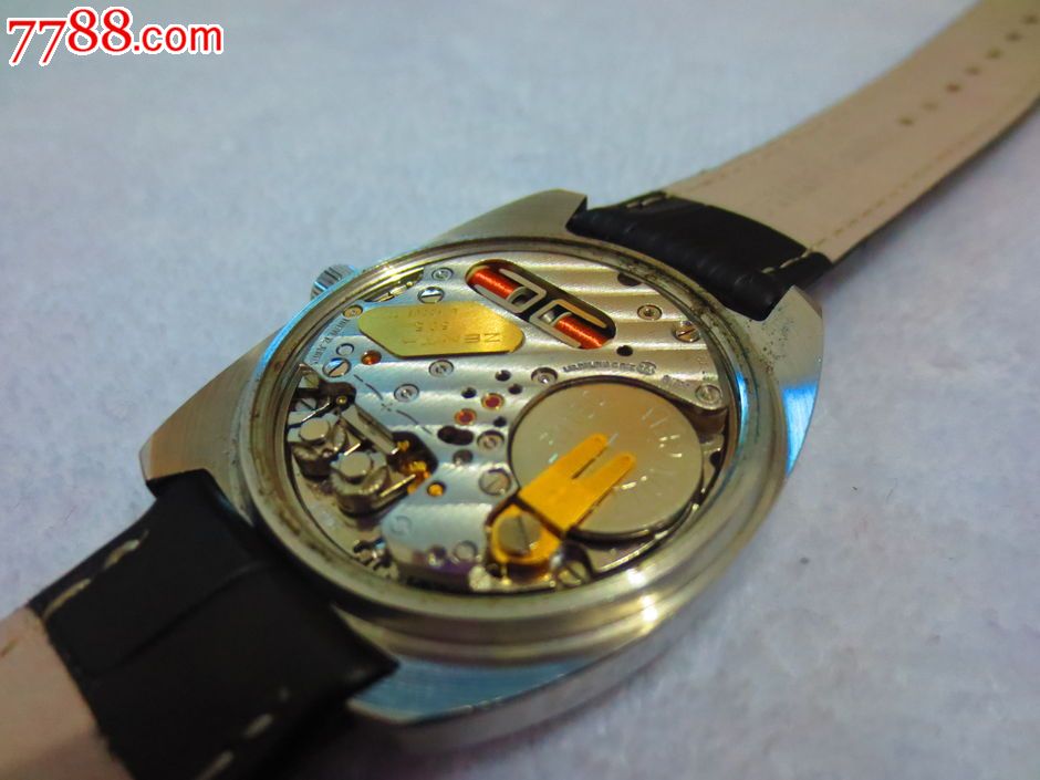 【奔跑于黑白之间的灰】真力时★音叉表【10品灰盘★斜下拉日历!