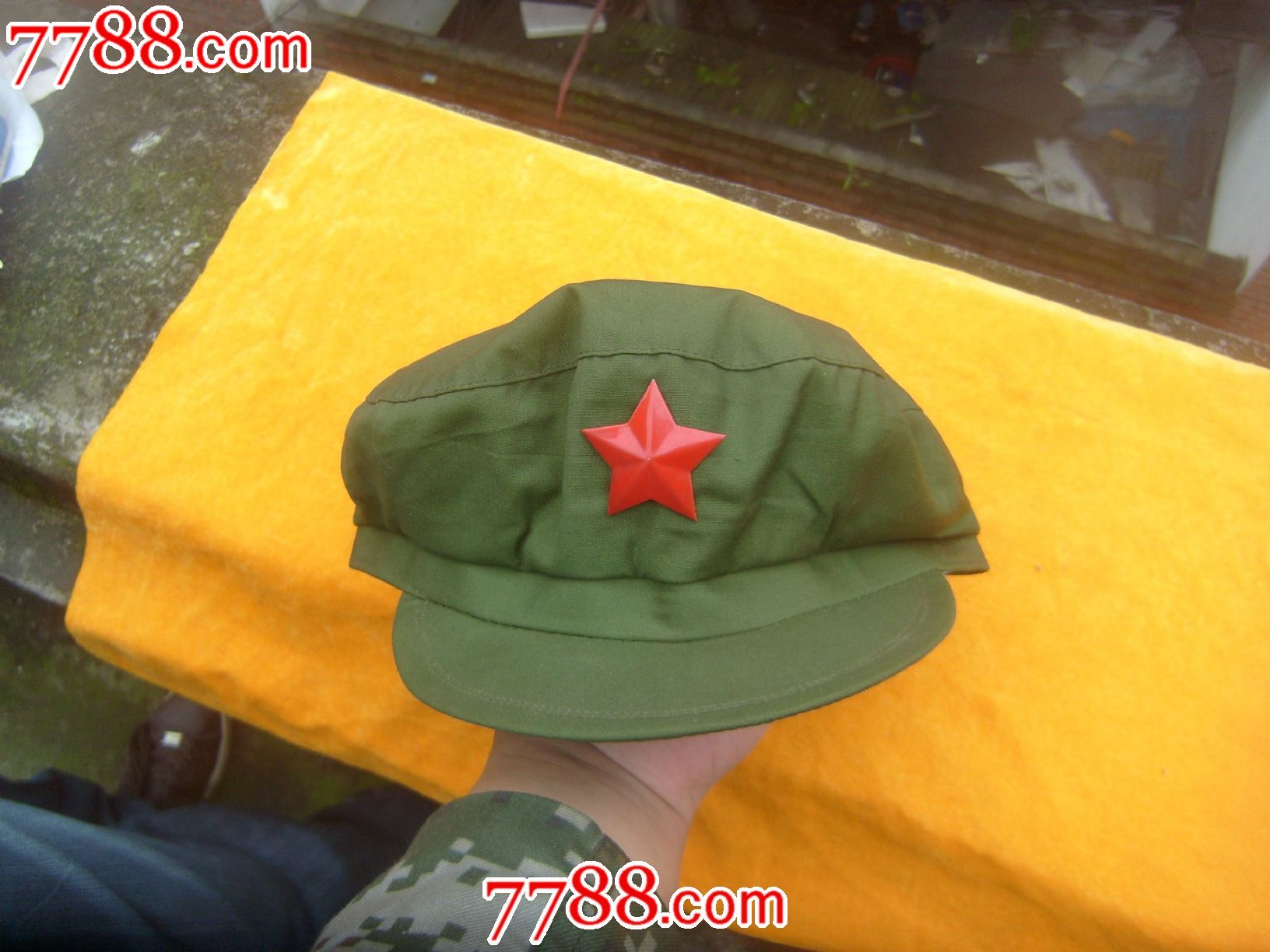 全新76年65式军帽 帽徽