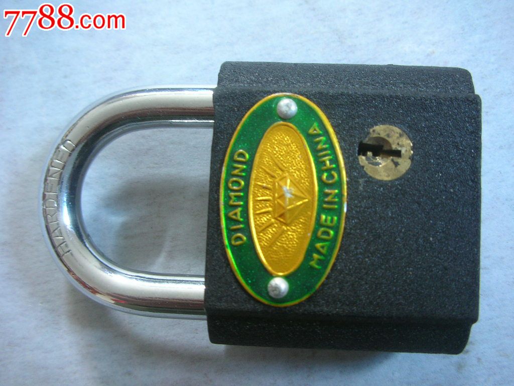 钻石牌双孔锁头