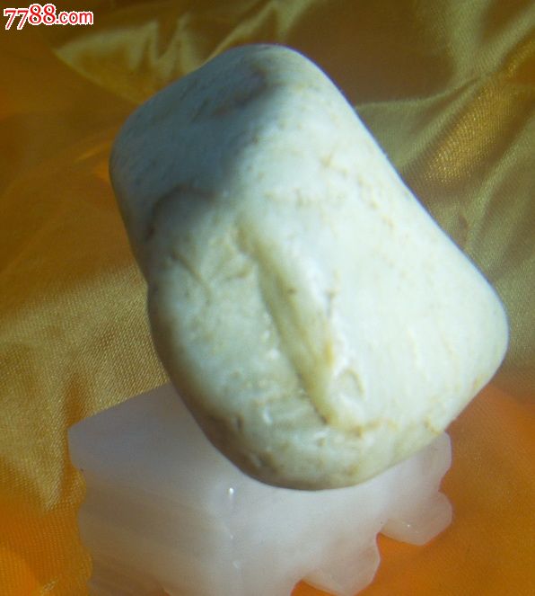 软玉寿山溪蛋籽料原石