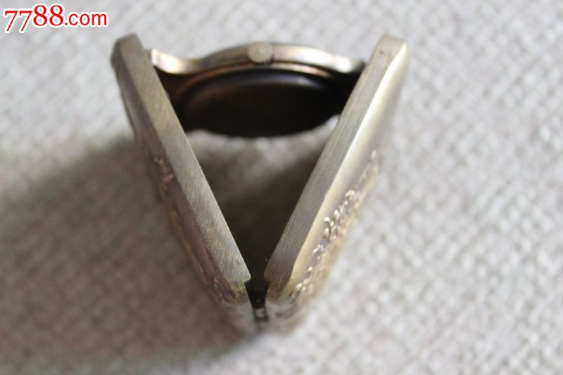 瑞士早期古董机械表huameile钟表怀表1886纯铜刻花正常走时