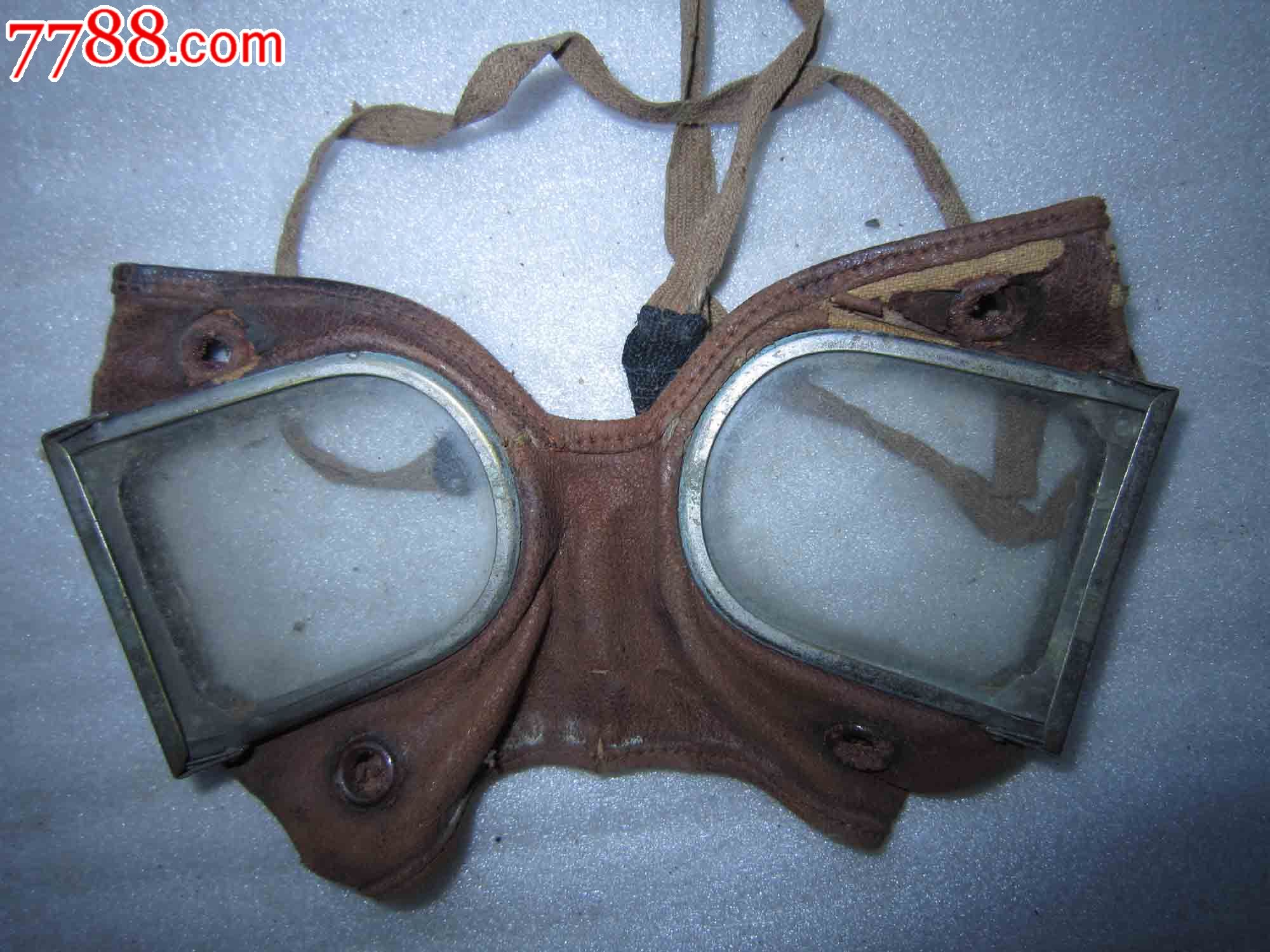 国军风景和鬼子风镜盒