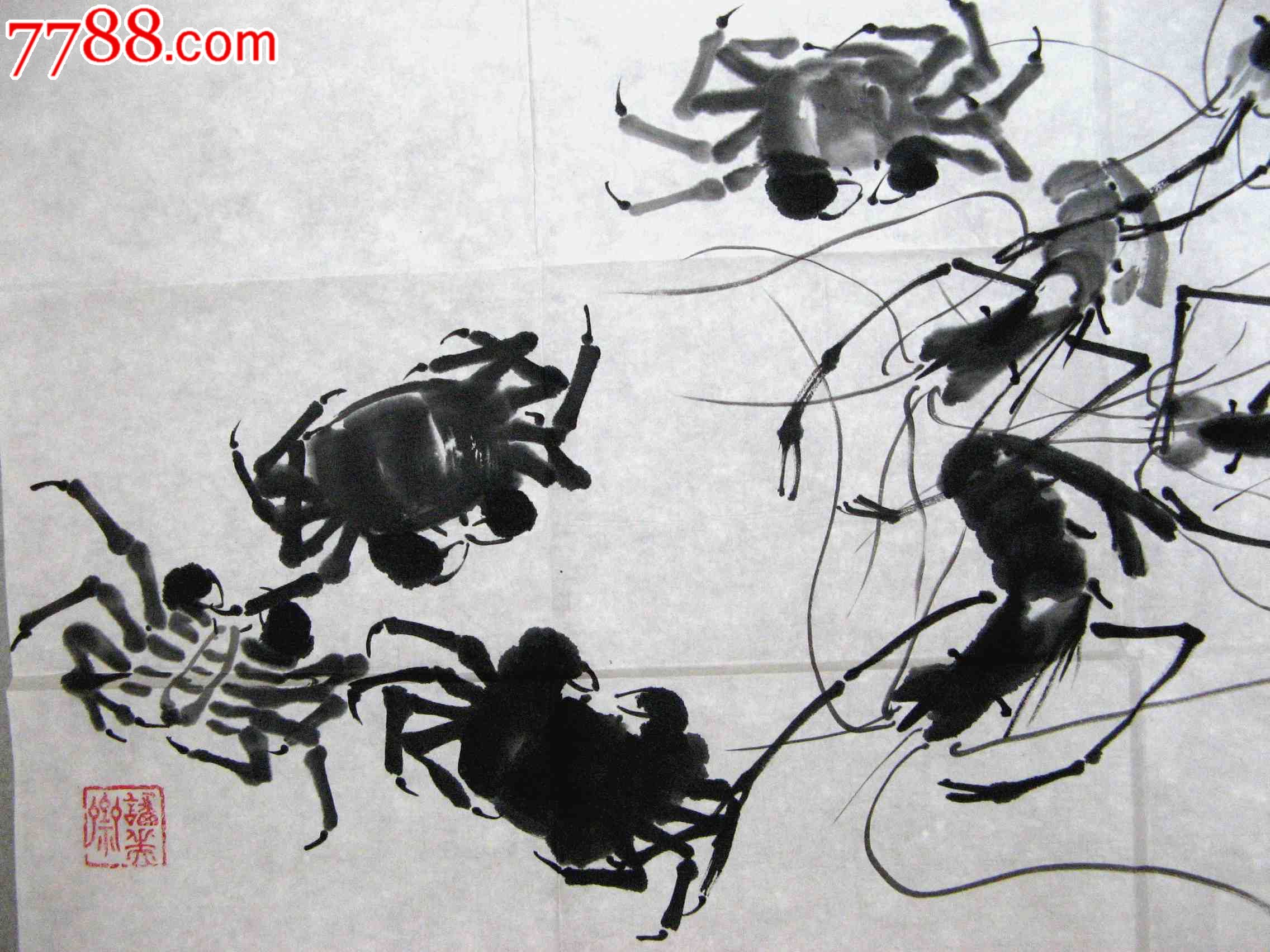 湖南吉首市老画家清雅别致的四尺斗方写意虾蟹画:《相见欢》