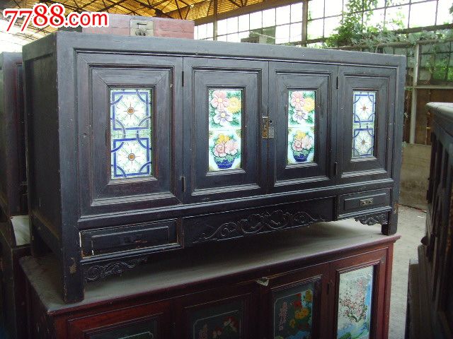 大铜锁小鼓花瓷砖炕柜