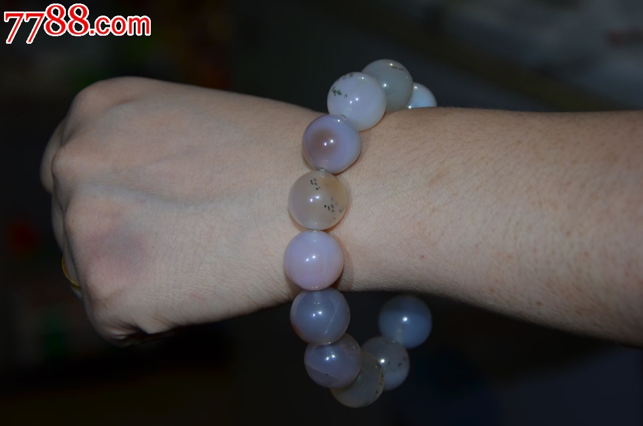 水胆玛瑙手串