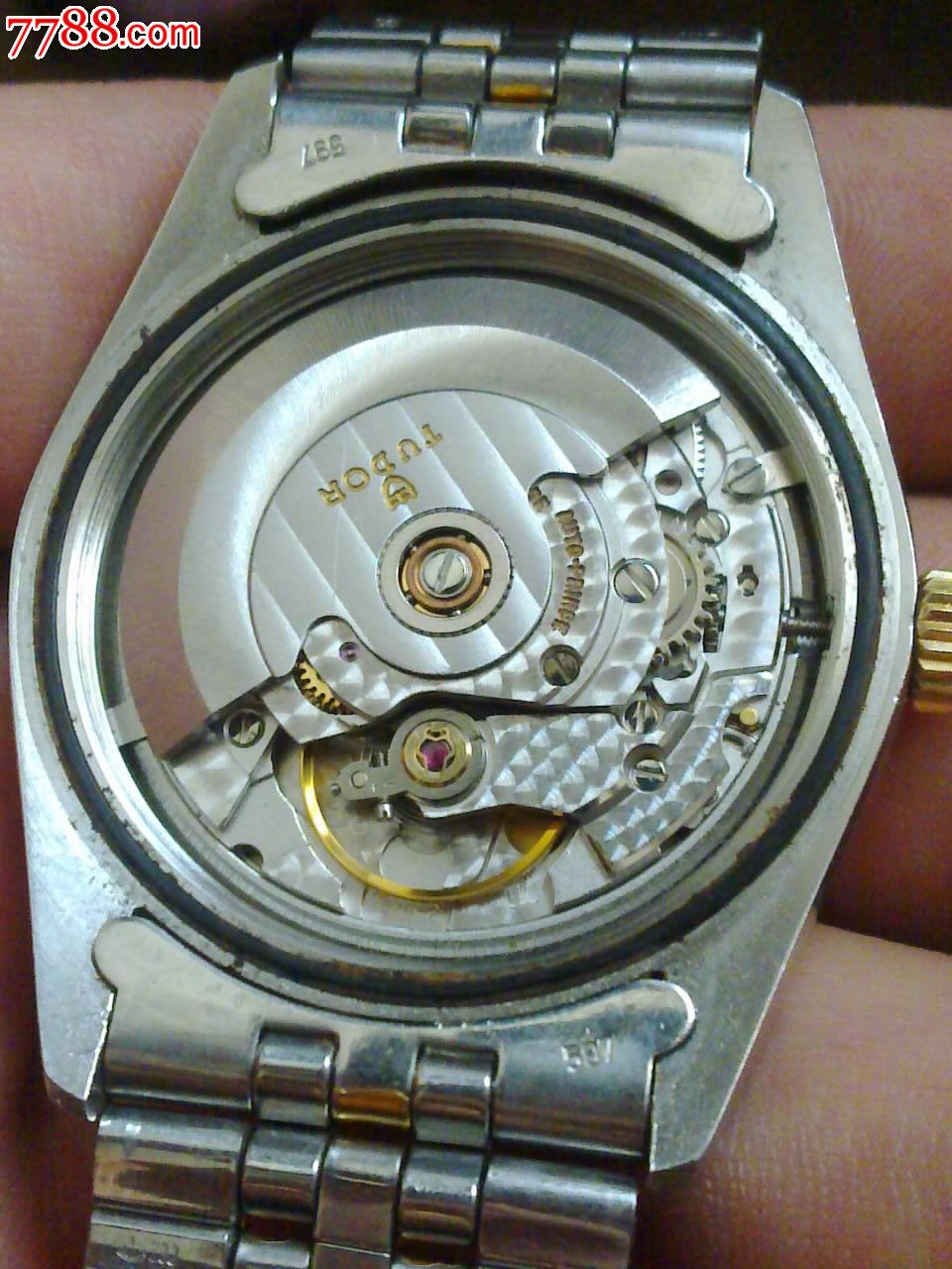 好品原装帝舵男表,实金压圈,机芯2824-2可停秒