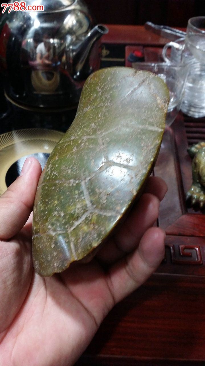 红山文化老玉乌龟壳龟壳饰品直径12cm