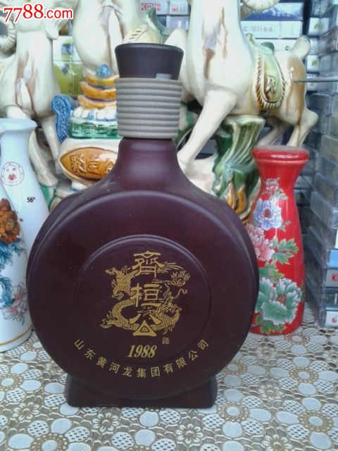 艺术酒瓶收藏--山东黄河龙齐桓公酒1988古典1斤玻璃酒瓶-价格:15元