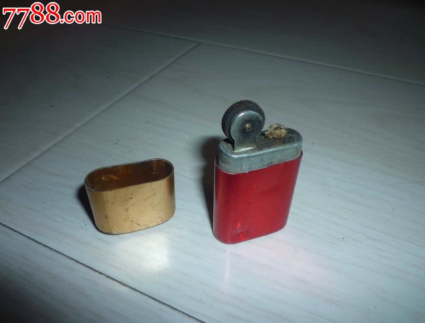 老式打火机,打火机/点火器,燃油打火机,八十年代(20世纪),长方形,中国