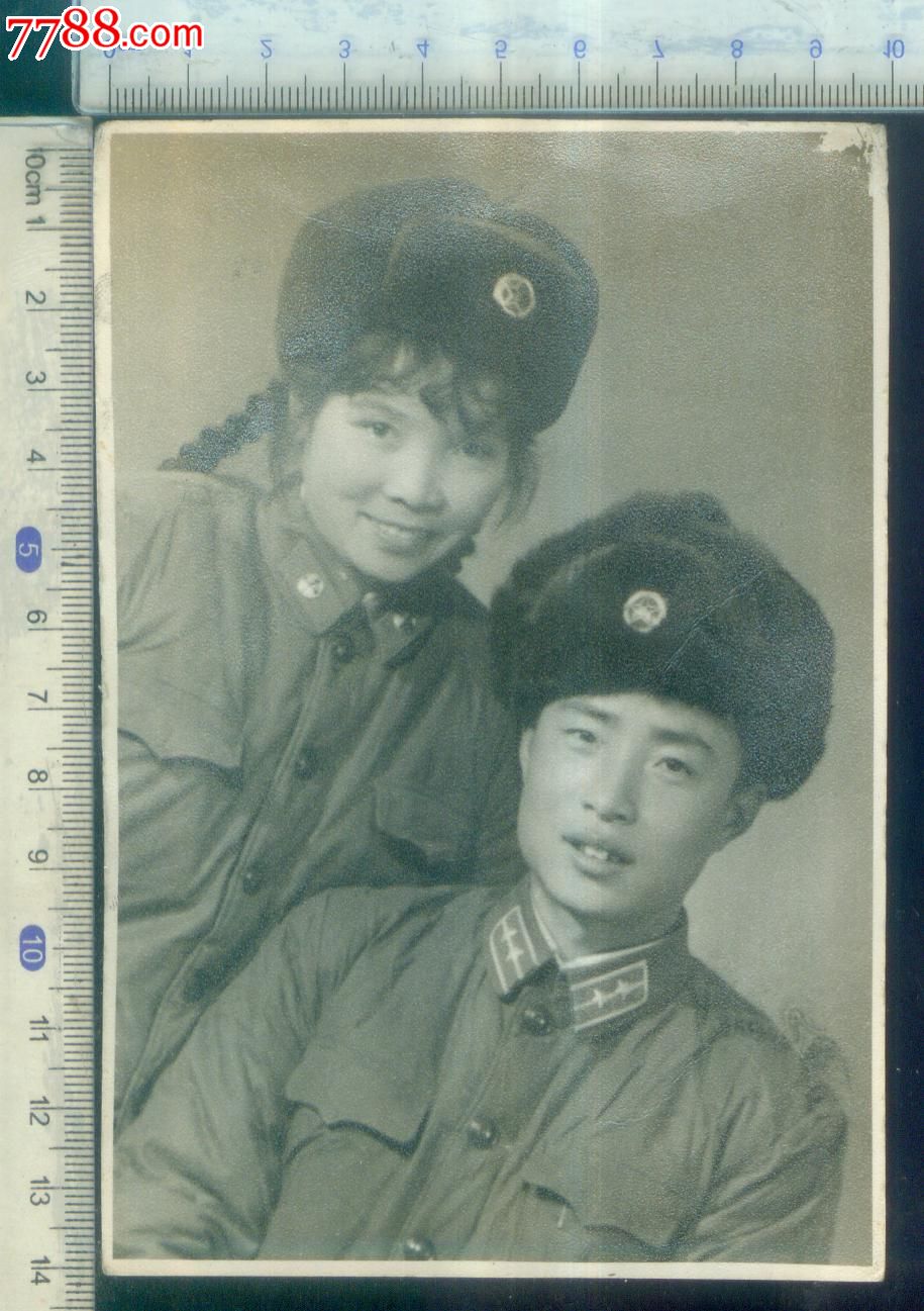 六十年代军人家庭合影