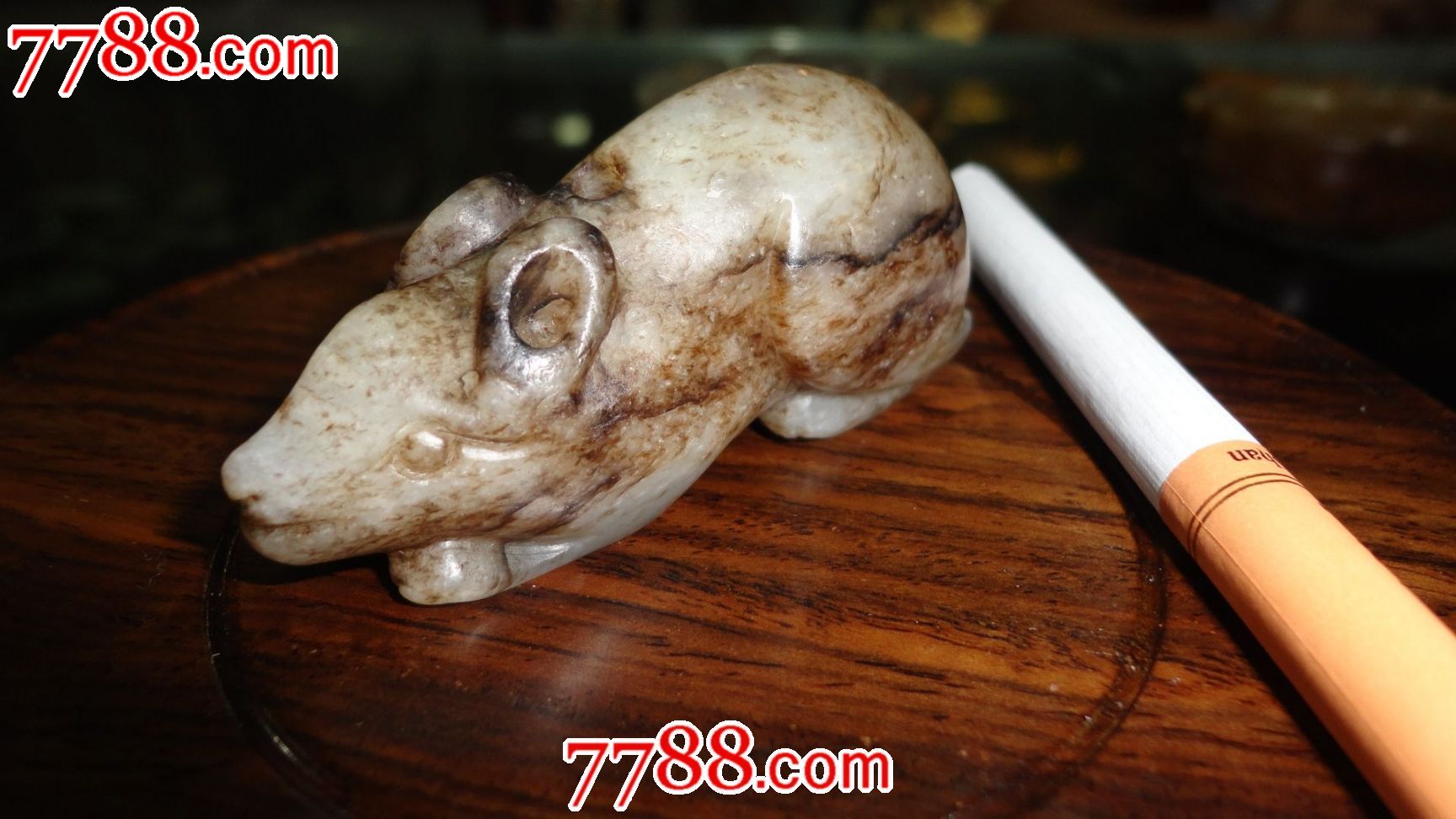 白玉黑漆古小老鼠挂件