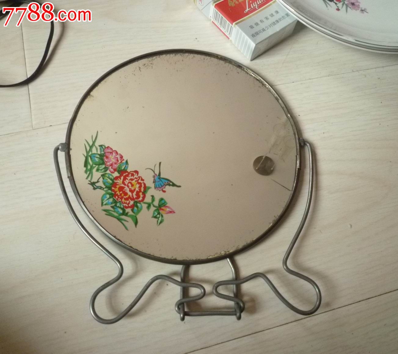 怀旧经典收藏老式蝶恋花图案圆形北京牌后舞狮子图案玻璃挂镜