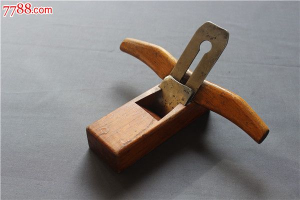 大连金鹿50拉刨