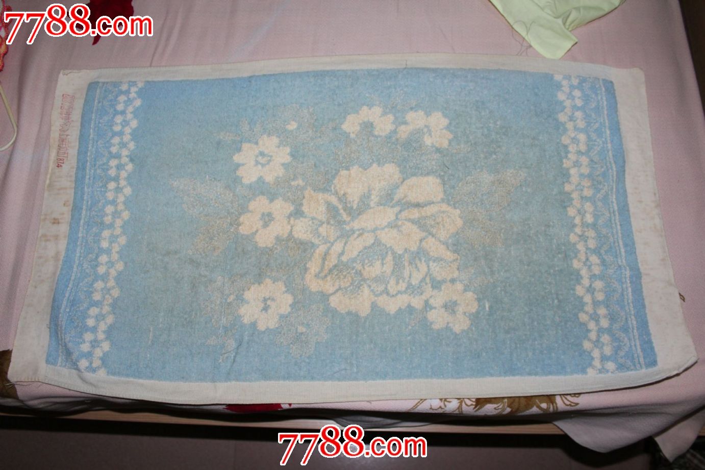 上海篮花卉枕巾一对(可作影视道具)