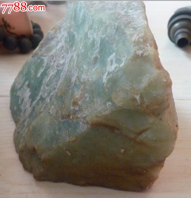 怀旧经典收藏原石玉石一块