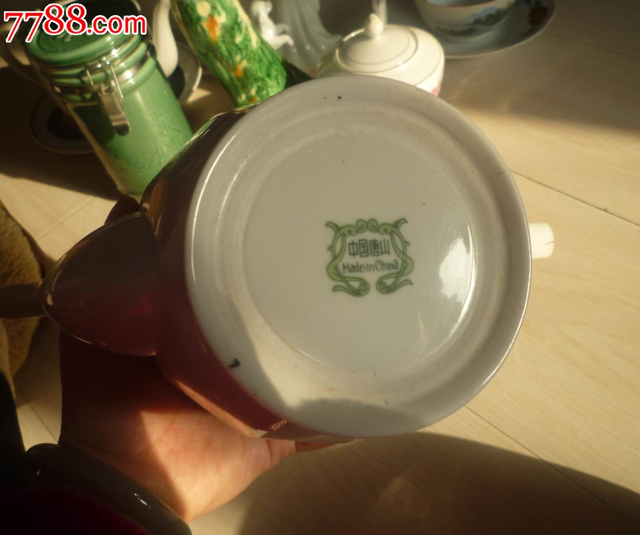 怀旧经典收藏瓷器唐山花卉图案金边八棱白瓷冠军造型茶壶