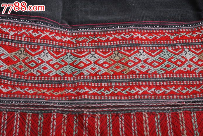 中国纺织"活化石"-海南黎族古董老黎锦-筒裙-青蛙纹