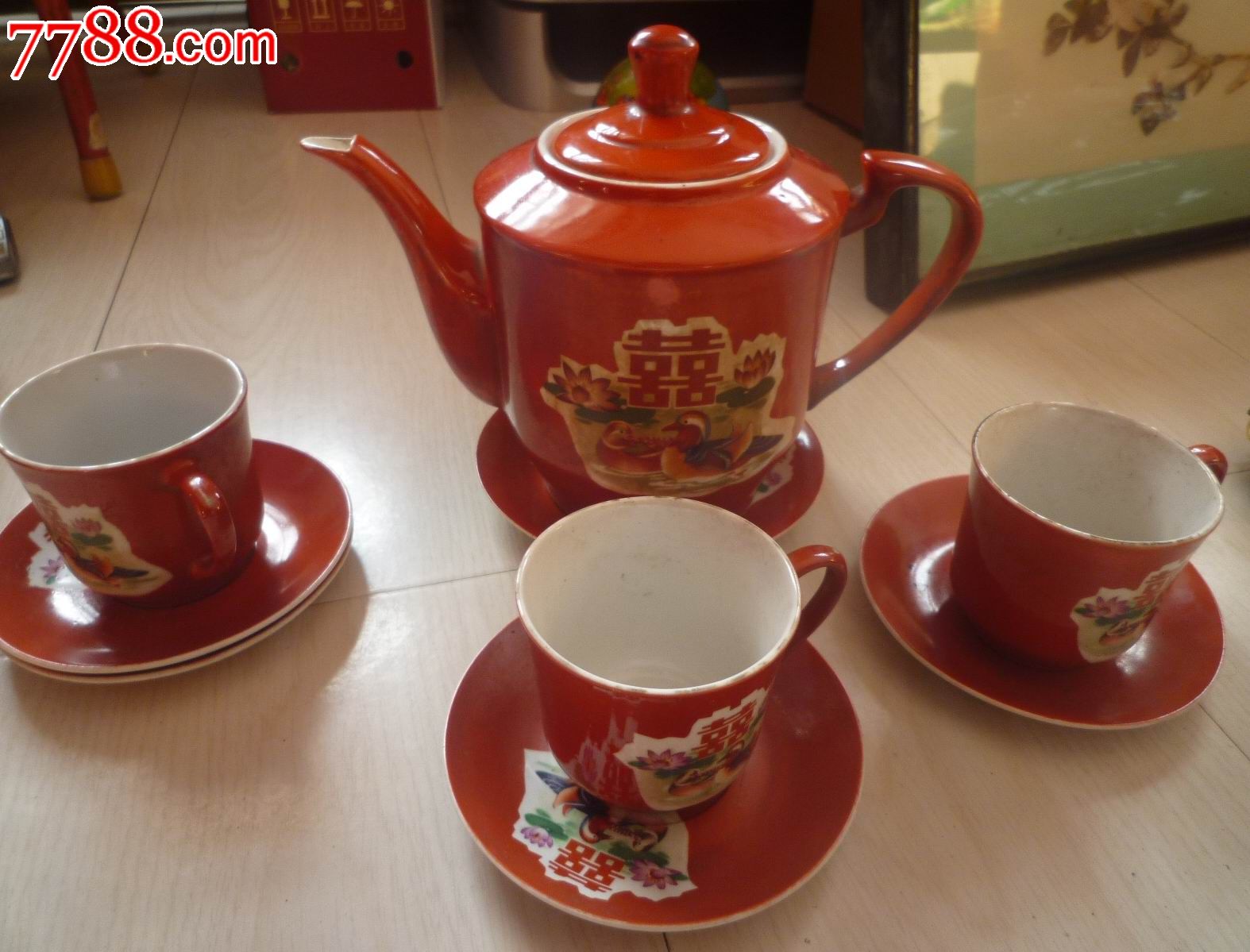 怀旧经典收藏瓷器结婚喜庆喜字鸳鸯戏水红双喜瓷茶壶1套