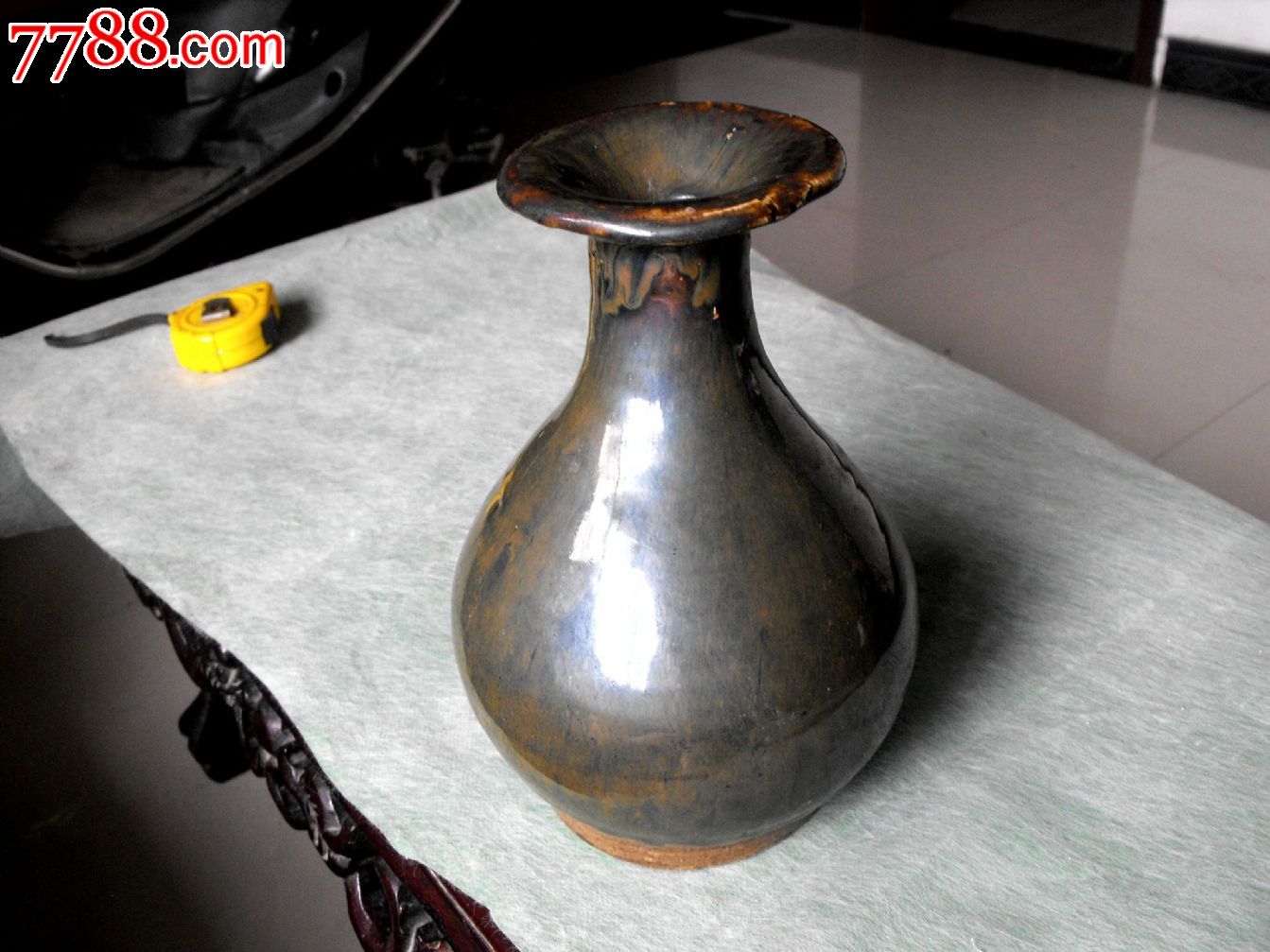 紫金釉玉壶春瓶